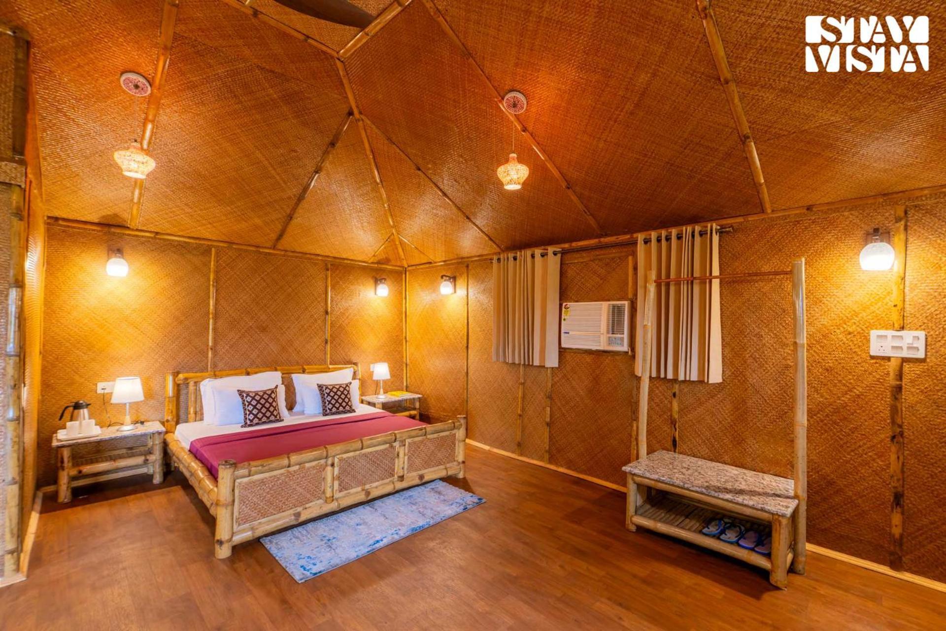 Stayvista At Maple Farms With Pool, Bbq & Bonfire Sohna Exterior foto